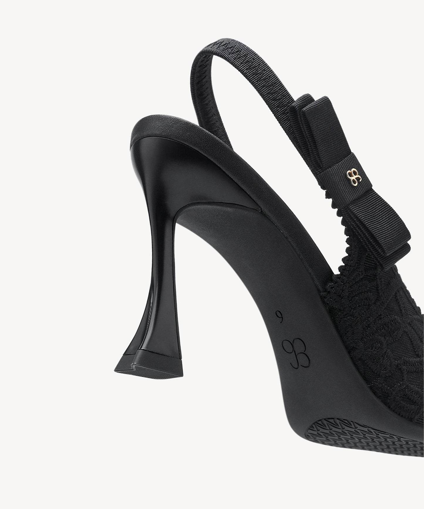 Zapatos de tacón con punta puntiaguda y lazo EverLush