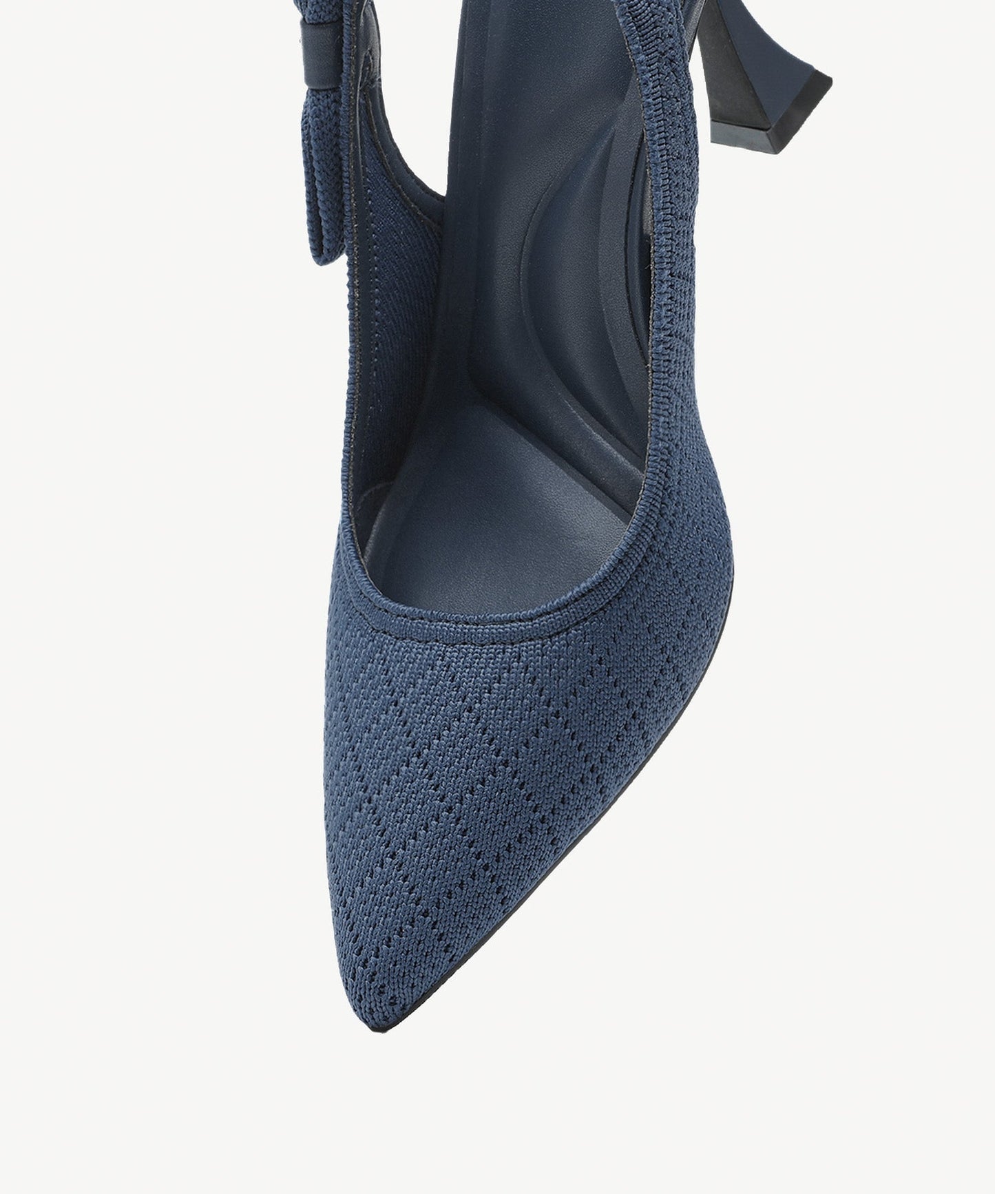 Zapatos de tacón con punta puntiaguda y lazo EverLush