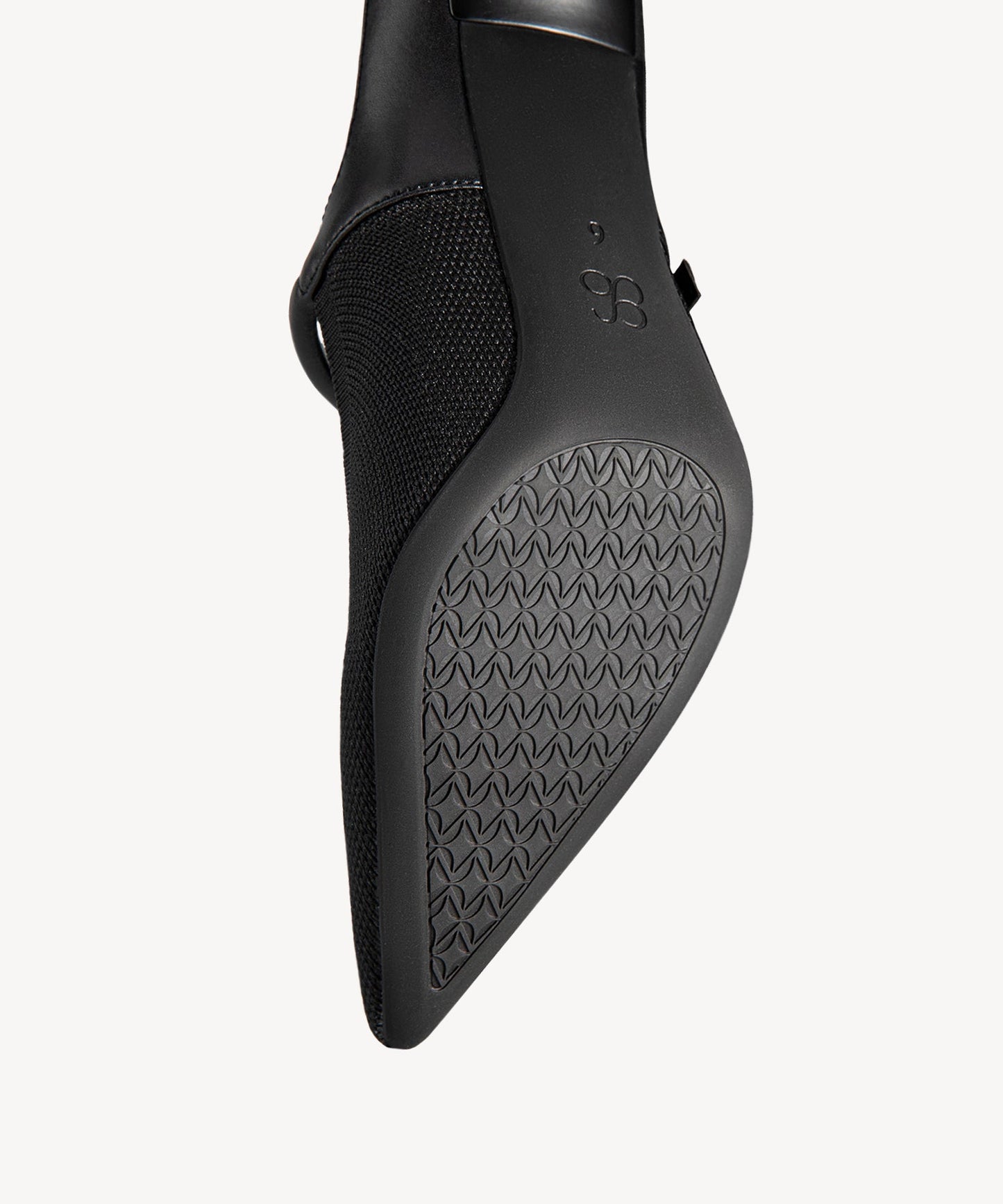 Zapato Mule Elegante de Tacón y Punta Fina