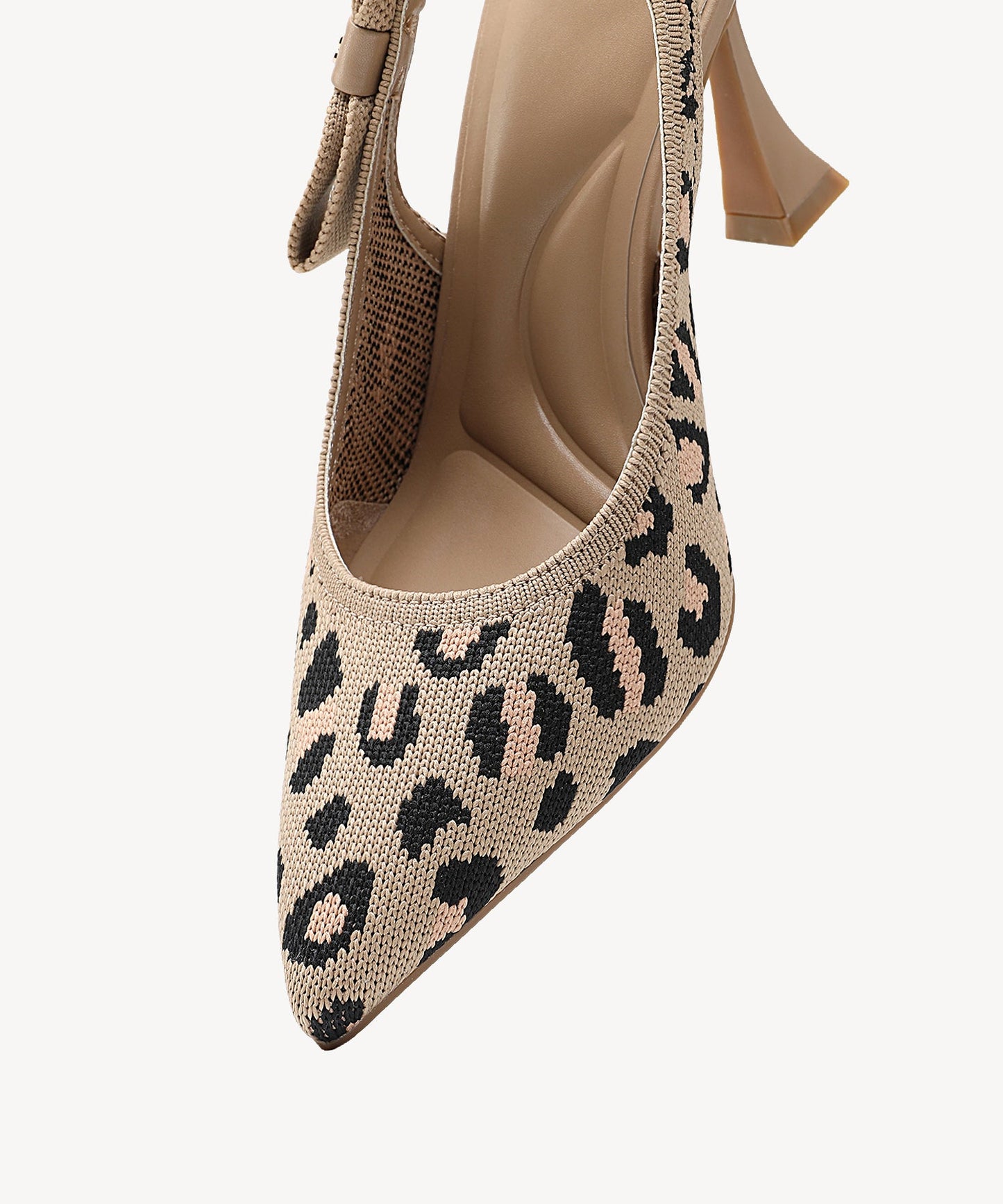 Zapatos de tacón con punta puntiaguda y lazo EverLush
